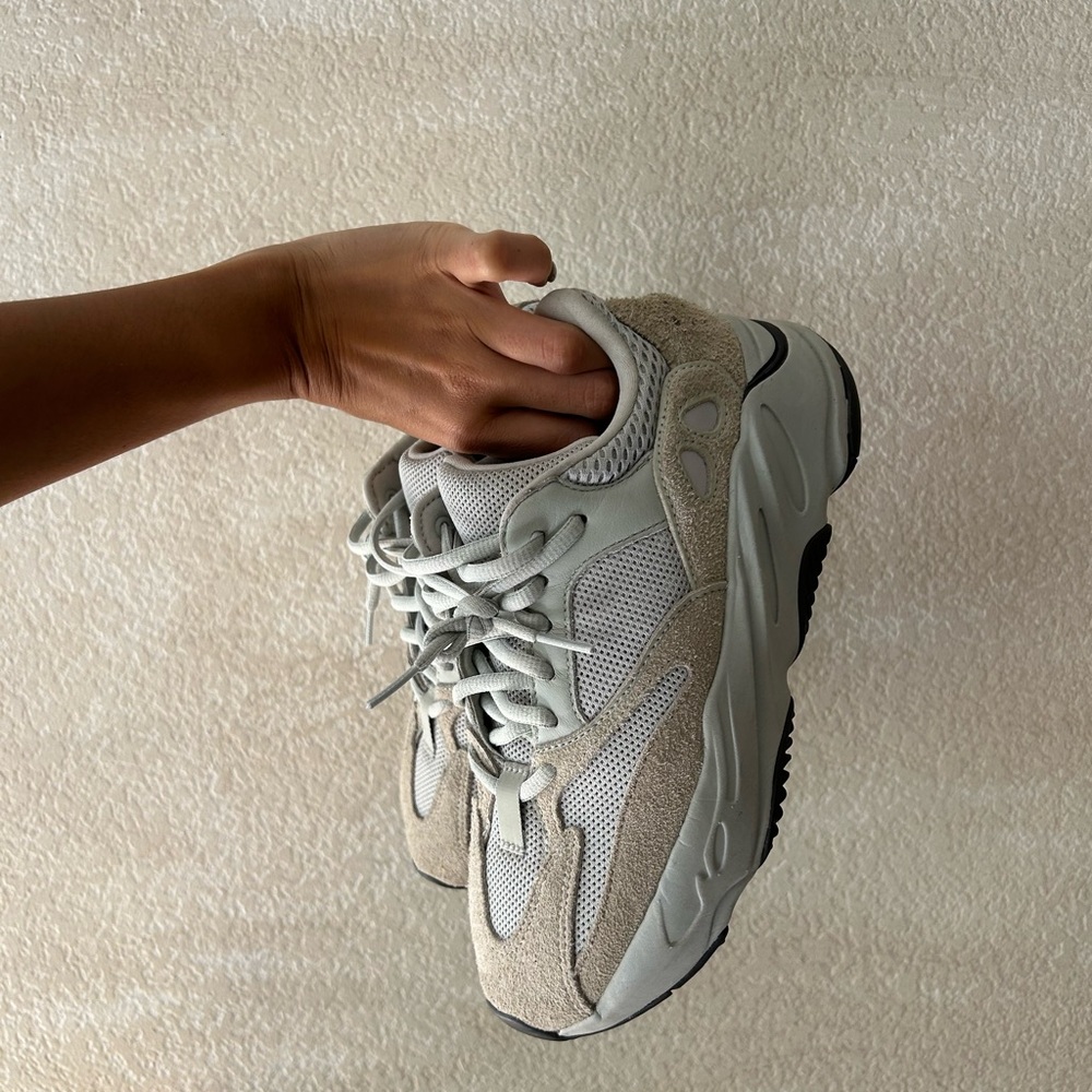 Yeezy Sneakers in color “Salt”